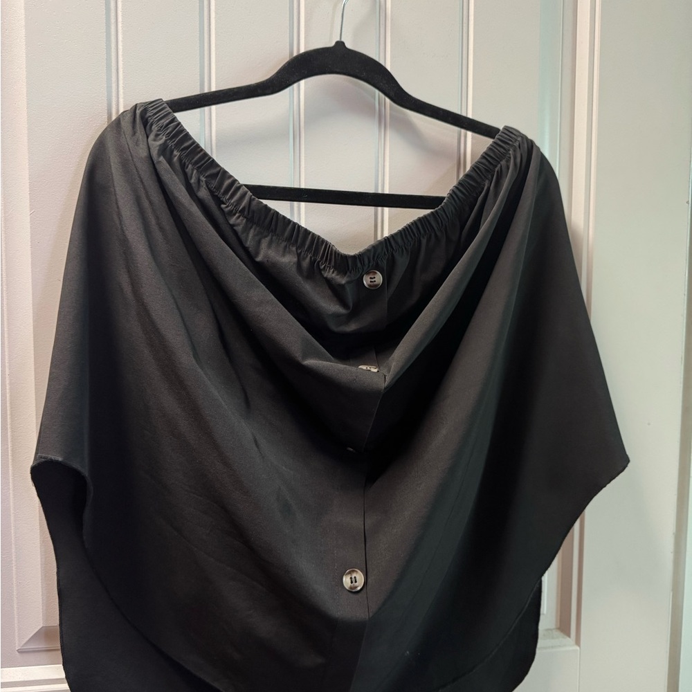 SHEIN Black Curve Top